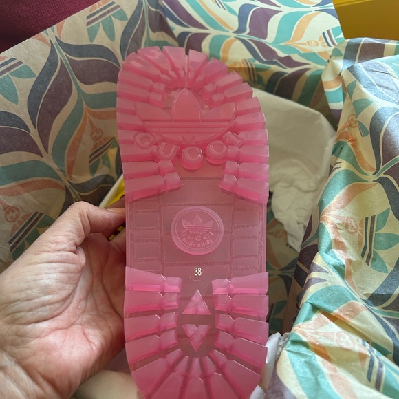 Gucci X Adidas pink rubber slides NWT - Picture 10 of 12